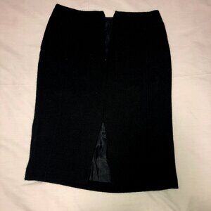 Ann Taylor black wool size 2 pencil skirt. lined. beautiful condition. Business